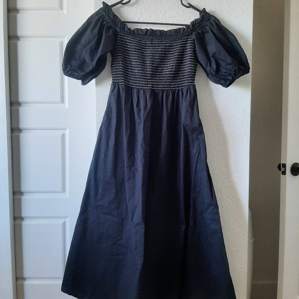 Old Navy Smocked Off the Shoulder Midi Dress